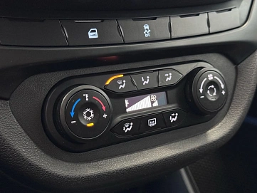 Lada (ВАЗ) Vesta, 2018г, передний привод, механика