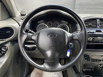 Hyundai Santa Fe, 2004г, полный привод, механика