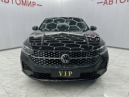 Volkswagen Lavida, 2022г, передний привод, робот