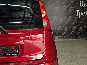 Nissan Note, 2010г, передний привод, автомат