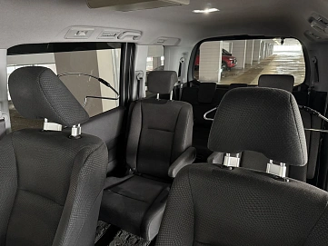 Honda Stepwgn, 2013г, передний привод, вариатор