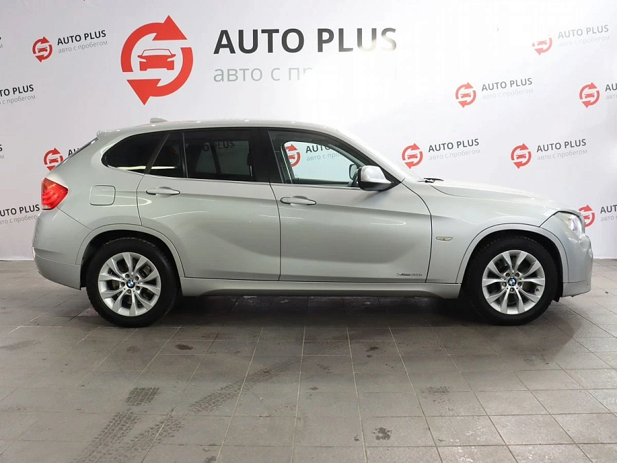 BMW X1, 2010г., полный привод, автомат
