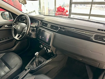 Renault Arkana, 2019г, передний привод, вариатор