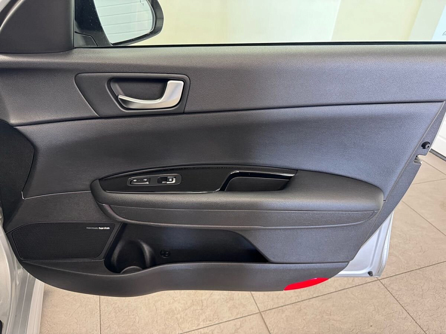 Kia , 2018г., передний привод, автомат