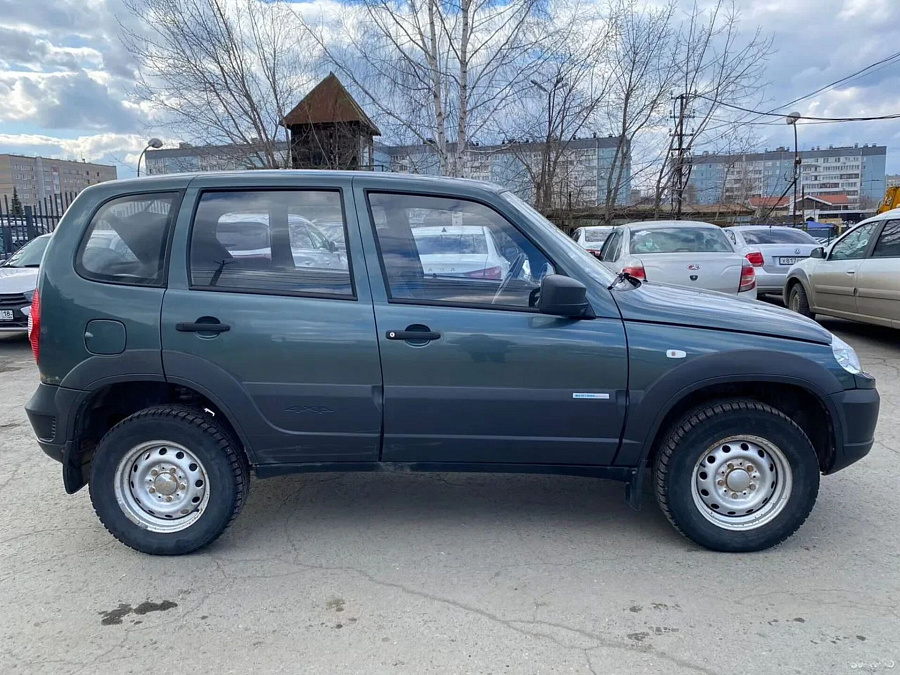 Chevrolet Niva, 2013г., передний привод, механика