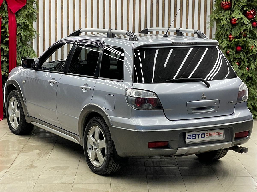 Mitsubishi Outlander, 2005г., полный привод, автомат