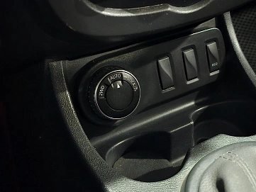 Renault Duster, 2020г, полный привод, механика