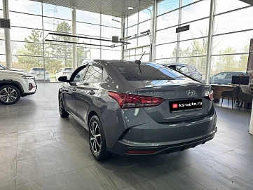 Hyundai Solaris, 2021г., передний привод, автомат