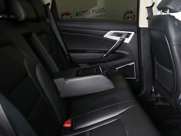 Geely Atlas, 2020г, полный привод, автомат