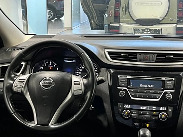 Nissan Qashqai, 2017г, передний привод, вариатор
