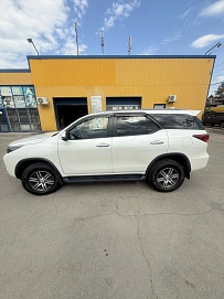 Toyota Fortuner, 2022г, полный привод, автомат