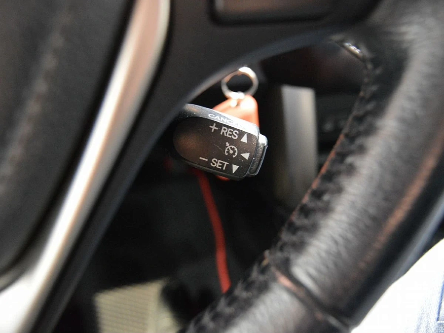 Toyota RAV4, 2014г., полный привод, вариатор