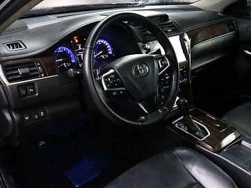 Toyota Camry, 2017г, передний привод, автомат
