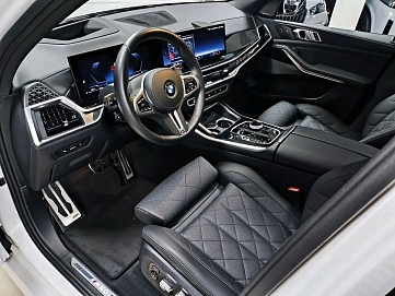 BMW X5, 2024г, полный привод, автомат