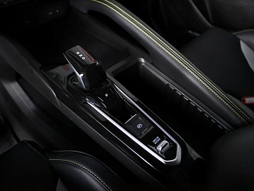 Geely Coolray, 2023г., передний привод, робот