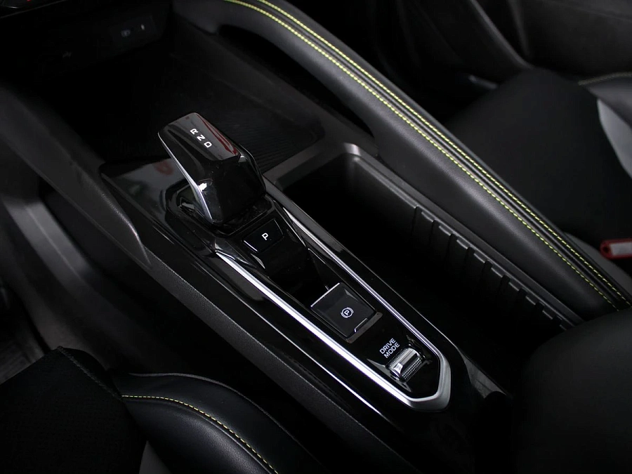 Geely Coolray, 2023г., передний привод, робот