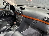 Toyota Avensis, 2004г., передний привод, автомат