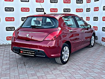 Peugeot 308, 2008г, передний привод, автомат