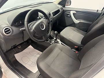 Lada (ВАЗ) Largus, 1г, передний привод, механика