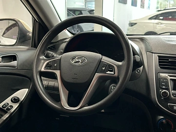 Hyundai Solaris, 2014г, передний привод, автомат