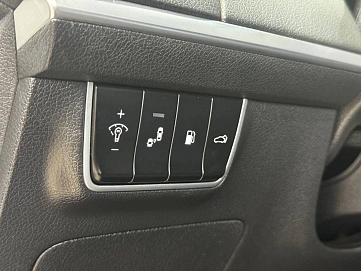 Kia Stinger, 2018г, полный привод, автомат