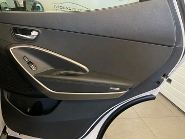 Hyundai Santa Fe, 2016г., полный привод, автомат