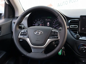 Hyundai Solaris, 2020г, передний привод, автомат