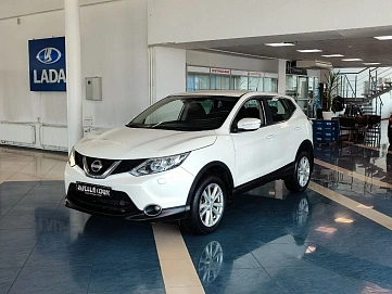 Nissan Qashqai, 2014г, полный привод, вариатор