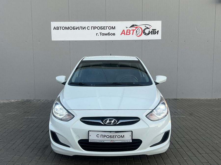 Hyundai Solaris, 2011г., передний привод, механика