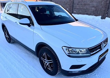 Volkswagen Tiguan, 2018г, передний привод, робот