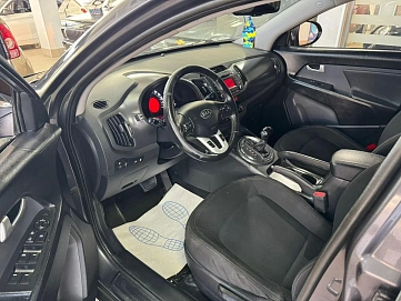 Kia Sportage, 2010г, передний привод, автомат
