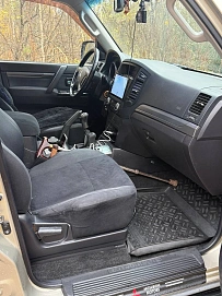 Mitsubishi Pajero, 2008г, полный привод, механика