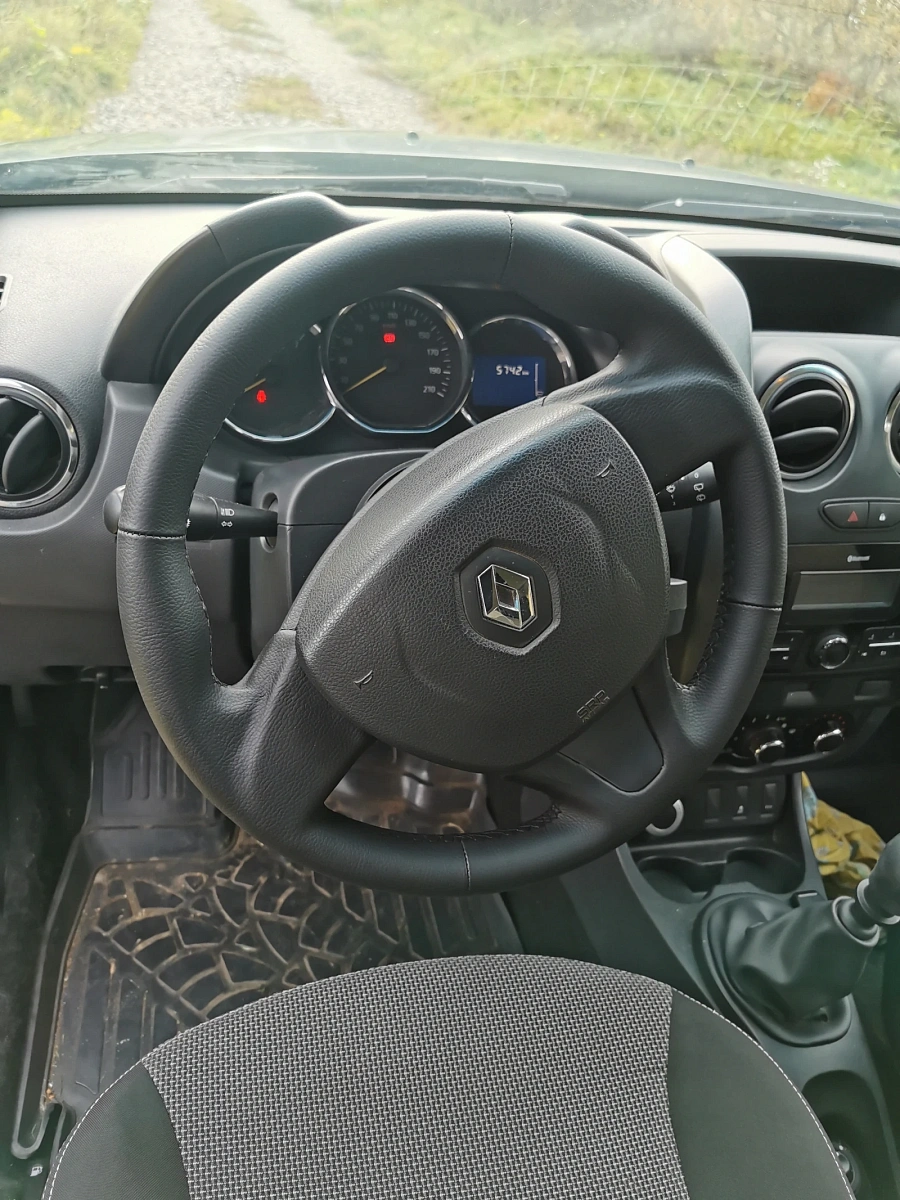 Renault Duster, 2017г., полный привод, механика