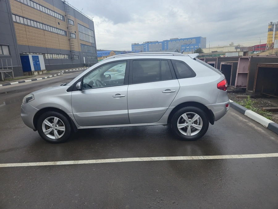 Renault Koleos, 2012г., полный привод, автомат