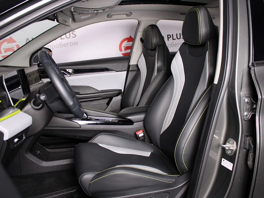 Geely Coolray, 2023г., передний привод, робот