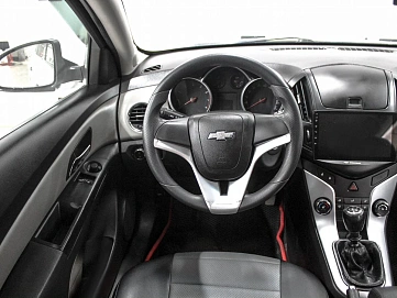 Chevrolet Cruze, 2013г, передний привод, механика