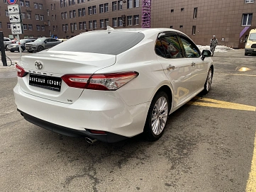 Toyota Camry, 2020г, передний привод, автомат