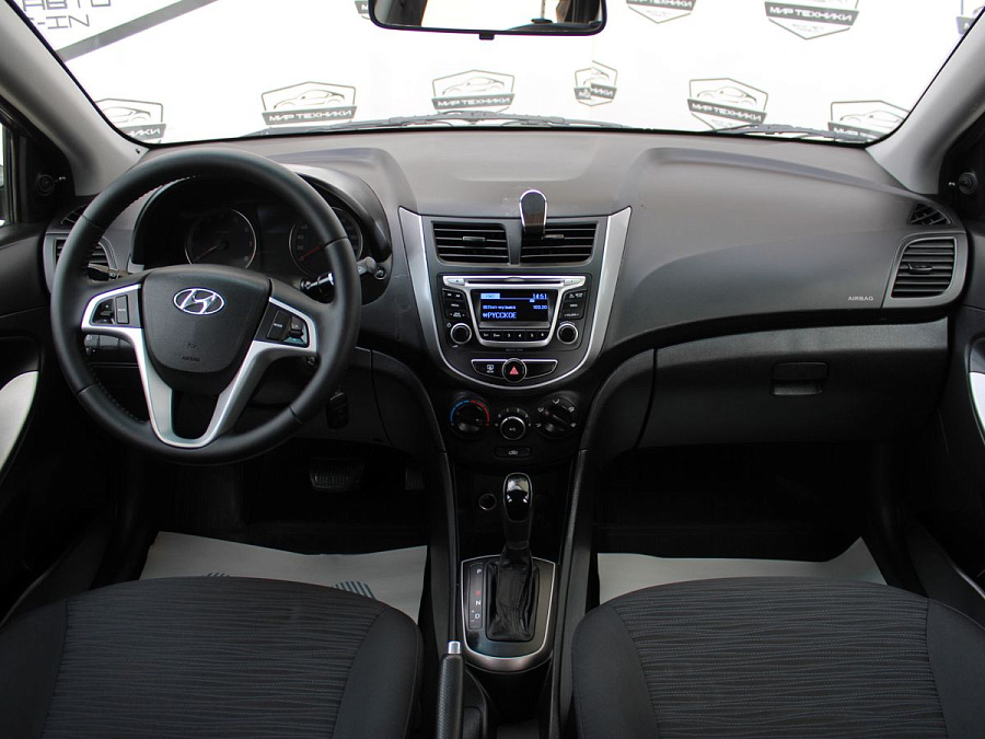 Hyundai Solaris, 2016г., передний привод, автомат
