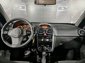 Opel Corsa, 2009г, передний привод, автомат