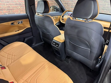 Geely Galaxy Starship 7, 2025г, передний привод, робот