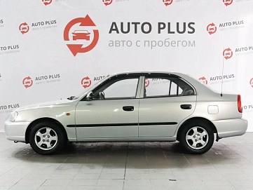 Hyundai Accent, 2010г, передний привод, автомат