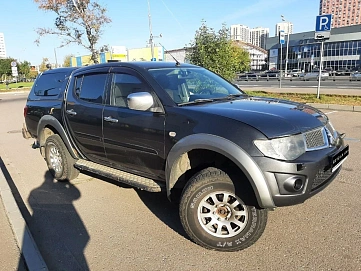 Mitsubishi L200, 2011г, полный привод, автомат