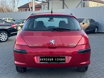 Peugeot 308, 2009г, передний привод, автомат