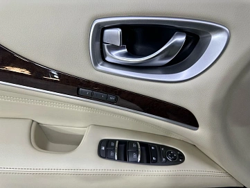 Infiniti QX60, 2019г, полный привод, вариатор