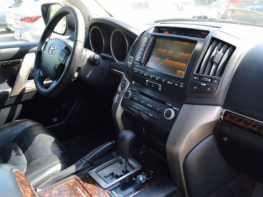 Toyota Land Cruiser, 2011г., полный привод, автомат