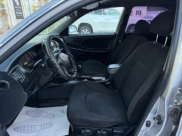 Hyundai Sonata, 2006г, передний привод, механика