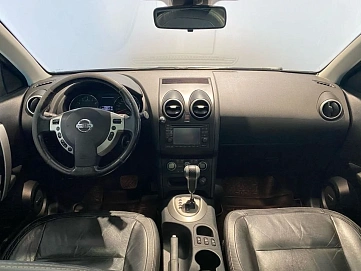 Nissan Qashqai, 2010г, передний привод, автомат
