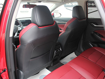 Changan Eado Plus, 2023г, передний привод, робот