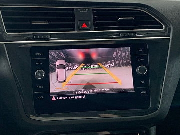 Volkswagen Tiguan, 2019г, передний привод, робот