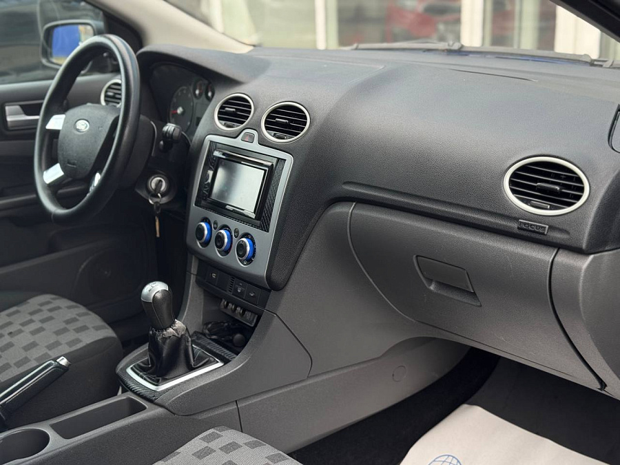 Ford Focus, 2006г., передний привод, механика